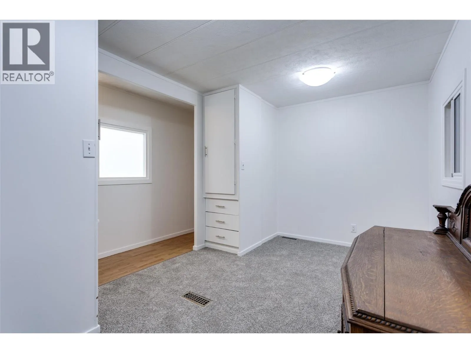 6711 Highway 97 Unit# 6
