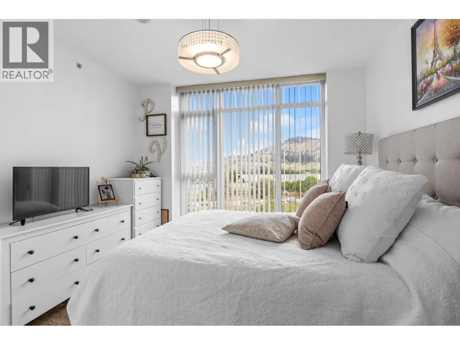 1075 Sunset Drive Unit# 702