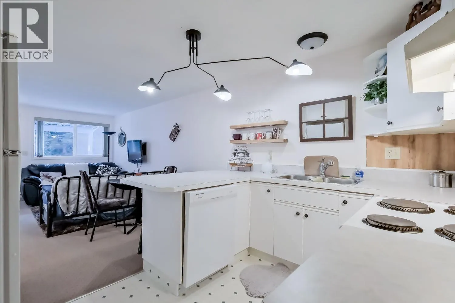 137 Whitetail Road Unit# 1