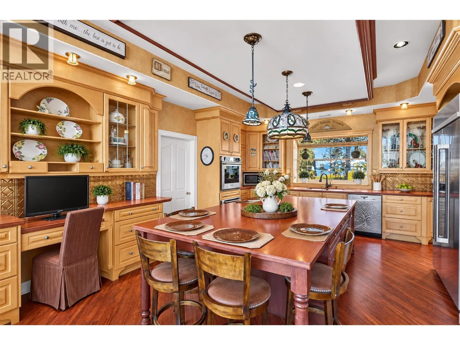 2802 West Bench Drive