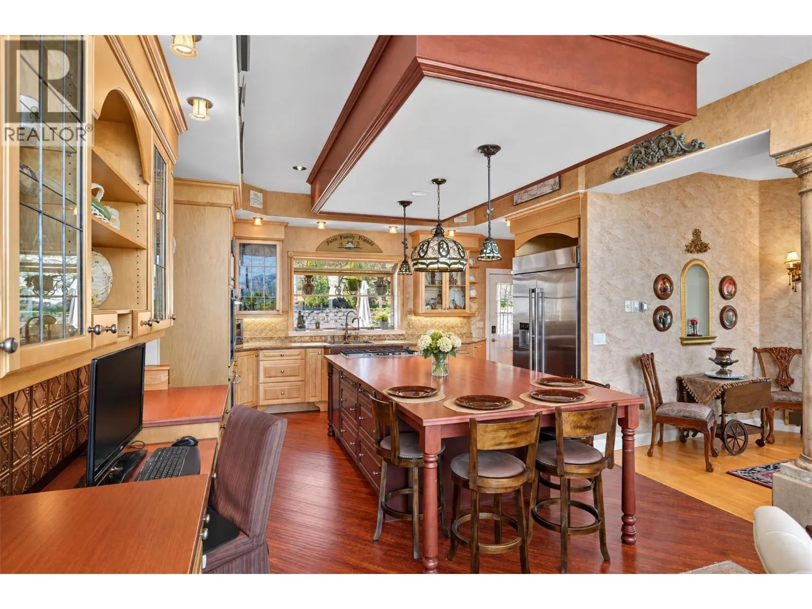 2802 West Bench Drive