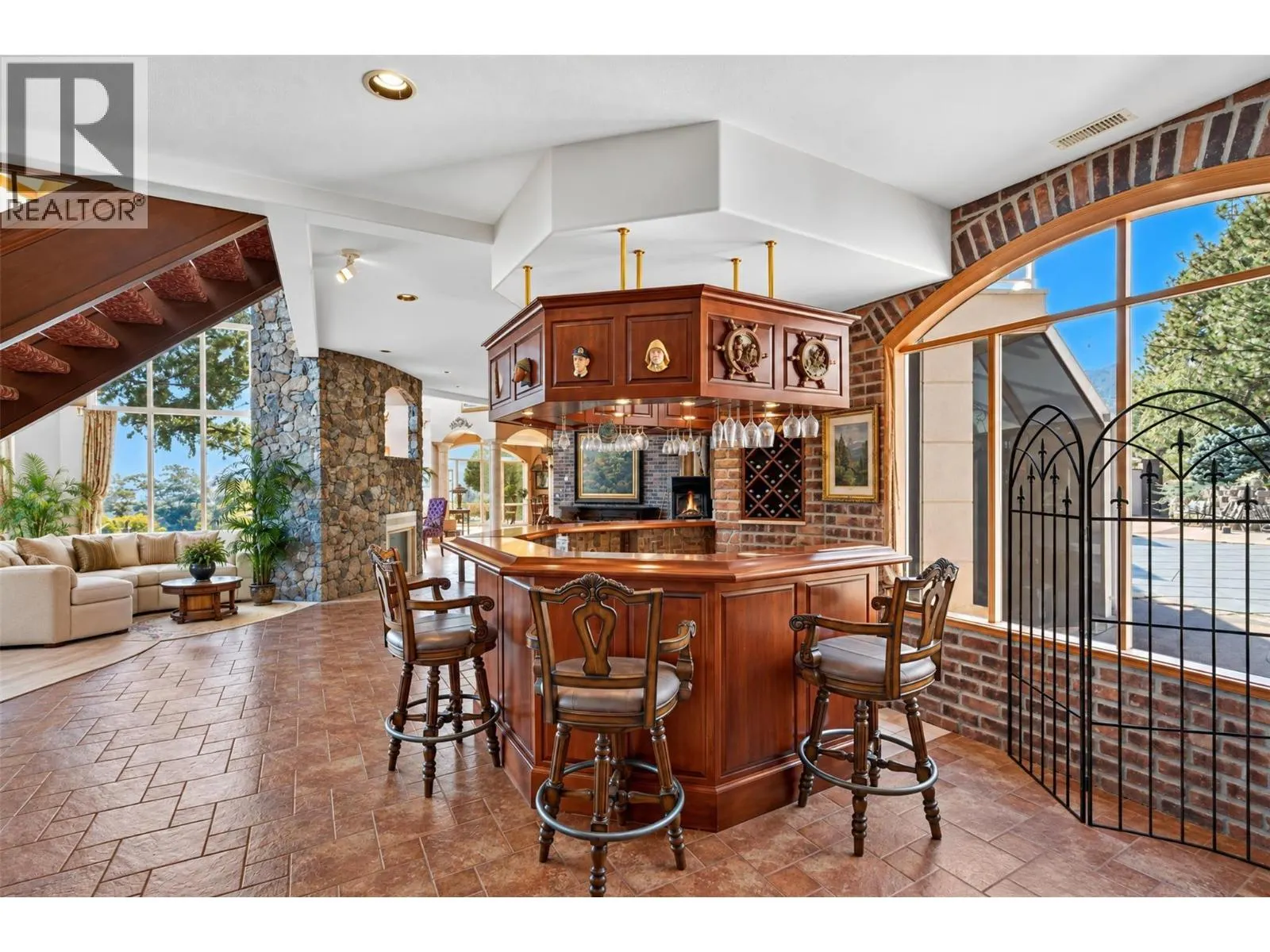 2802 West Bench Drive