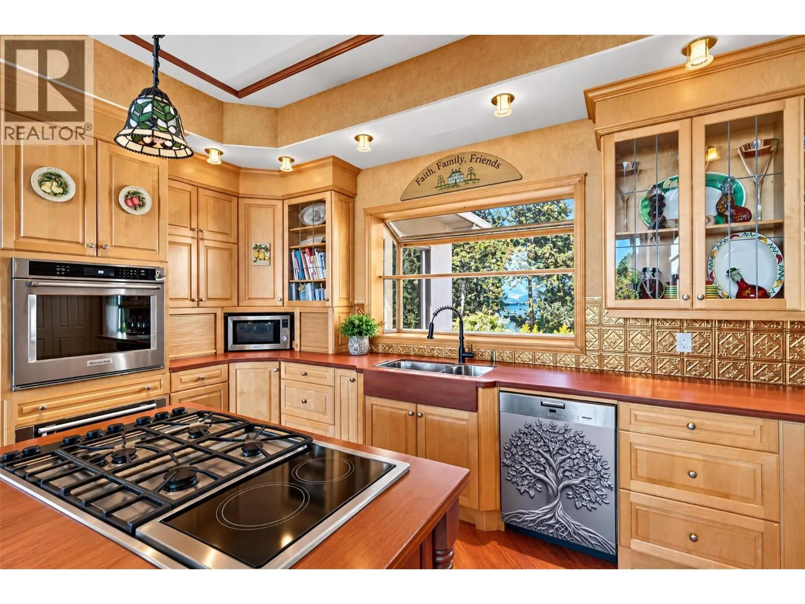 2802 West Bench Drive