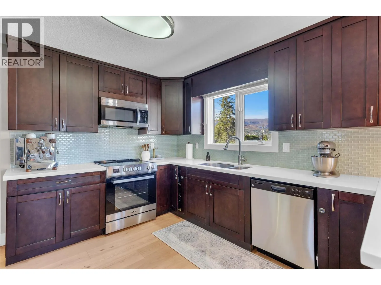 2245 Thacker Drive