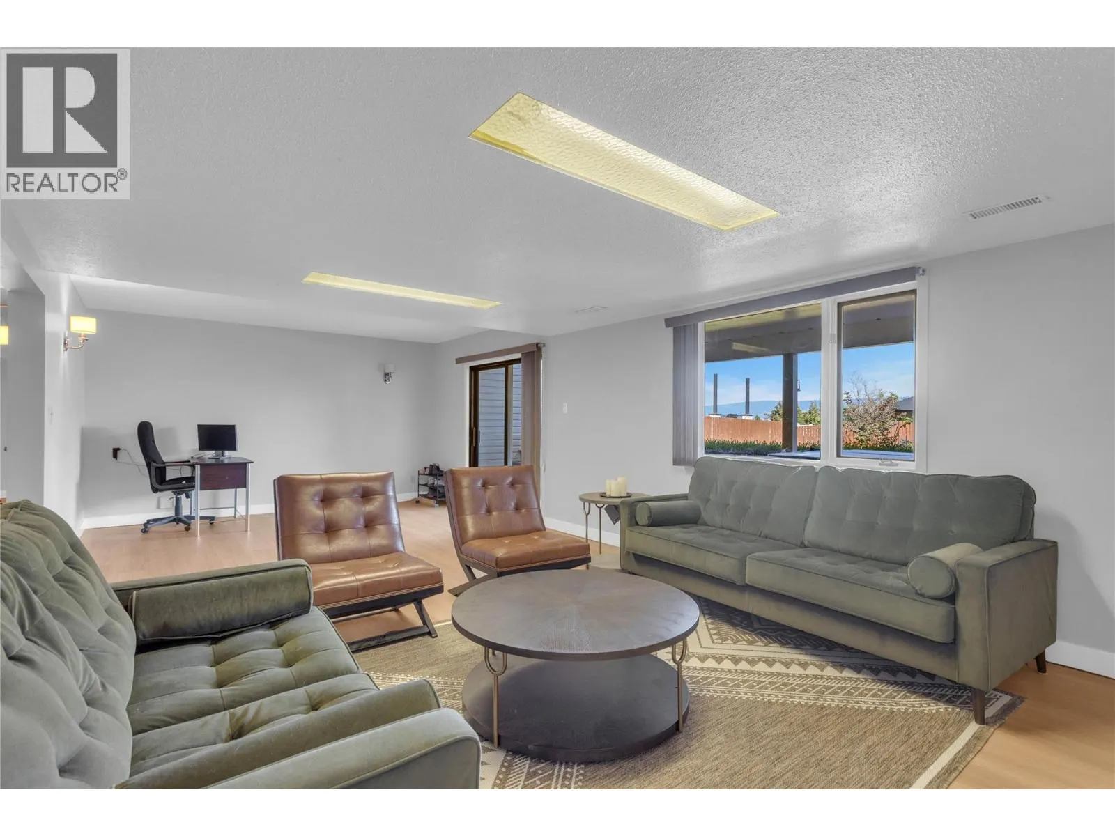2245 Thacker Drive