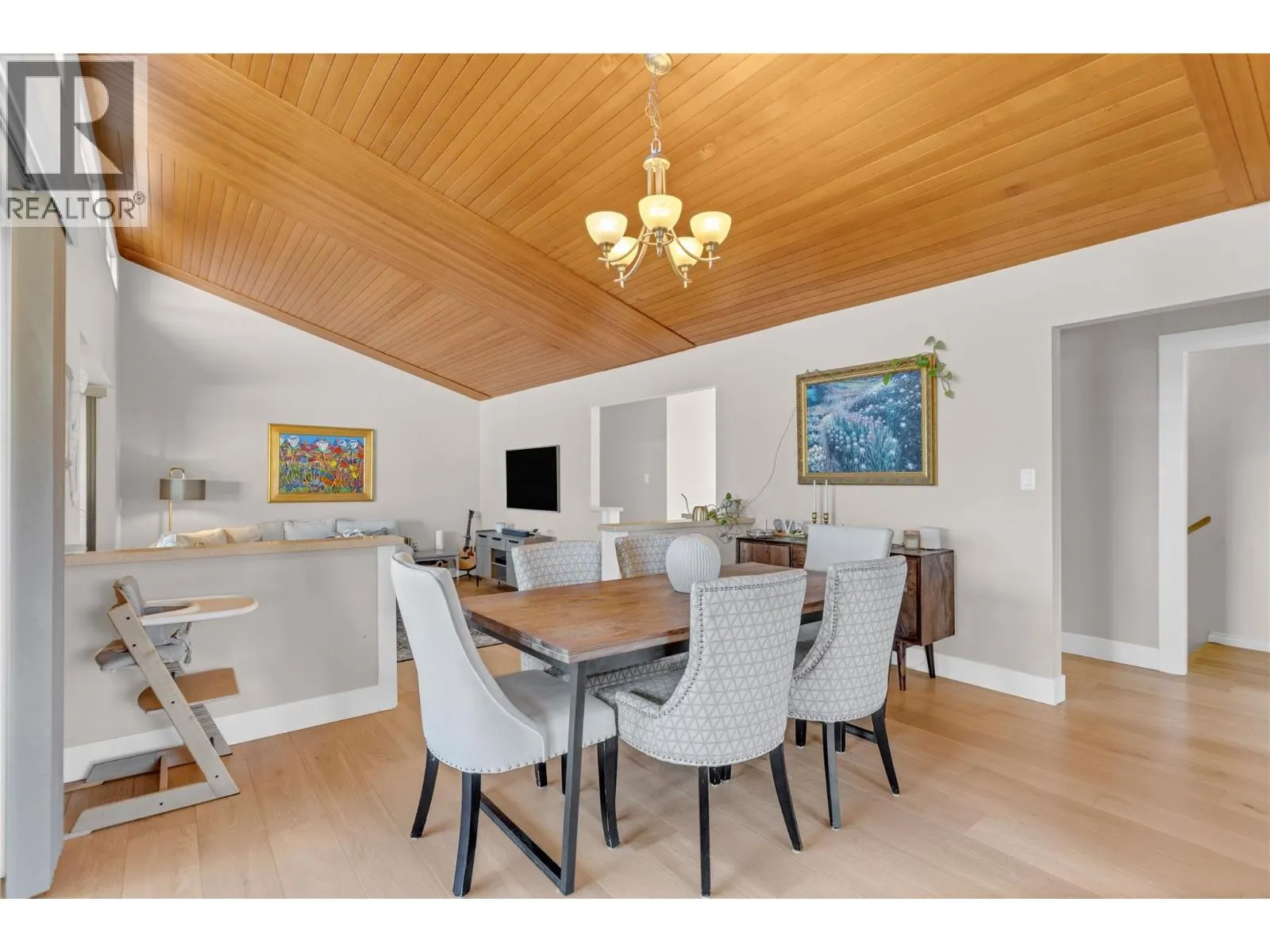 2245 Thacker Drive