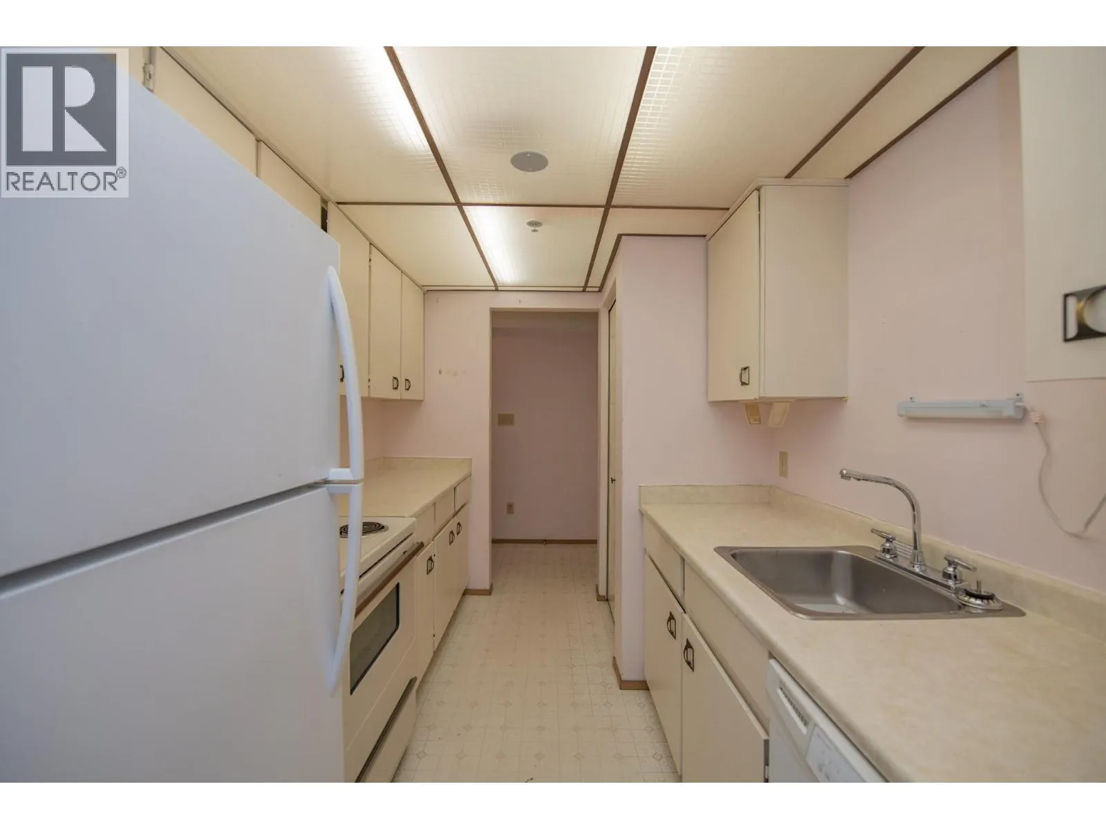 3701 27 Avenue Unit# 204