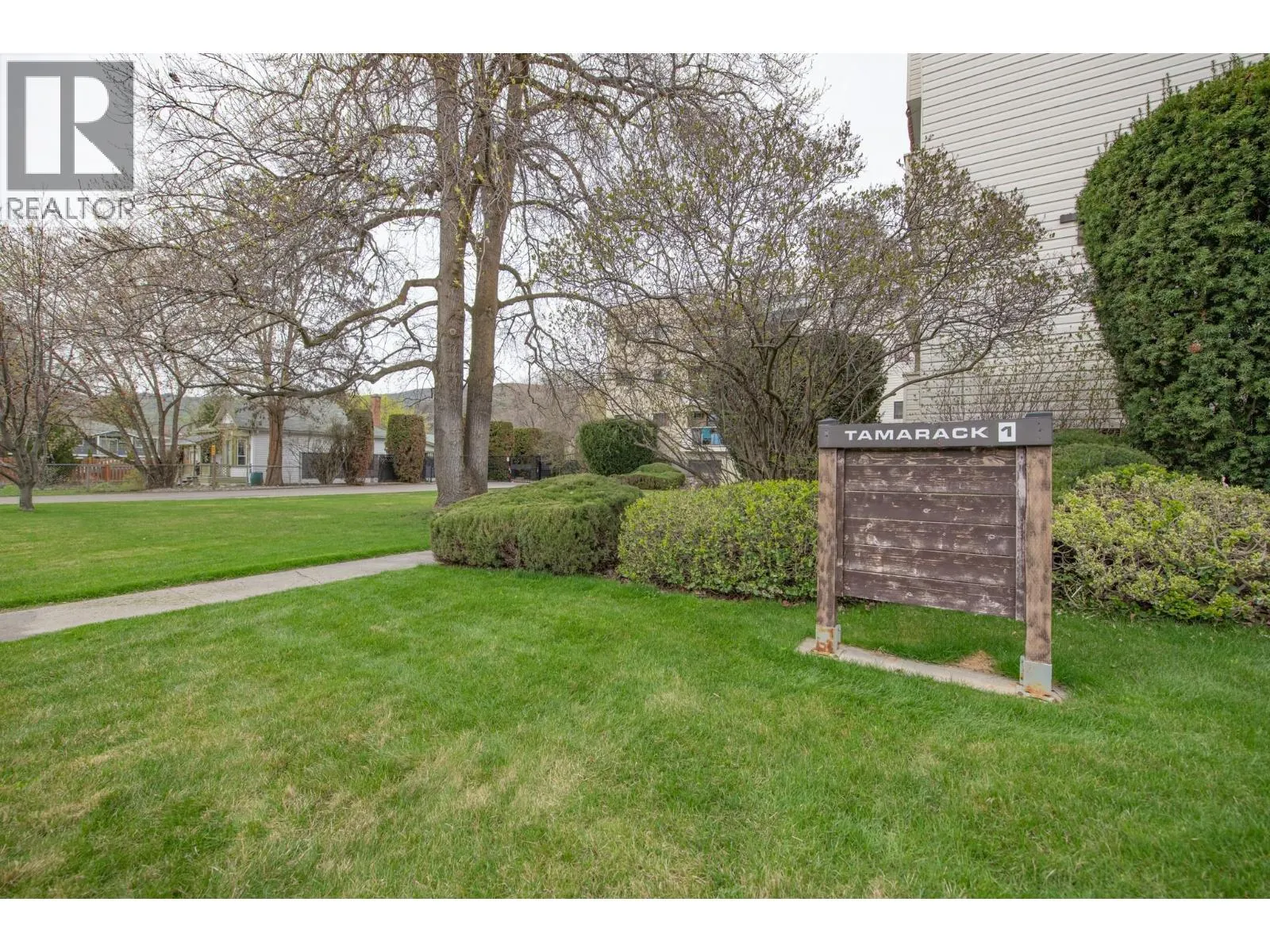 3701 27 Avenue Unit# 204