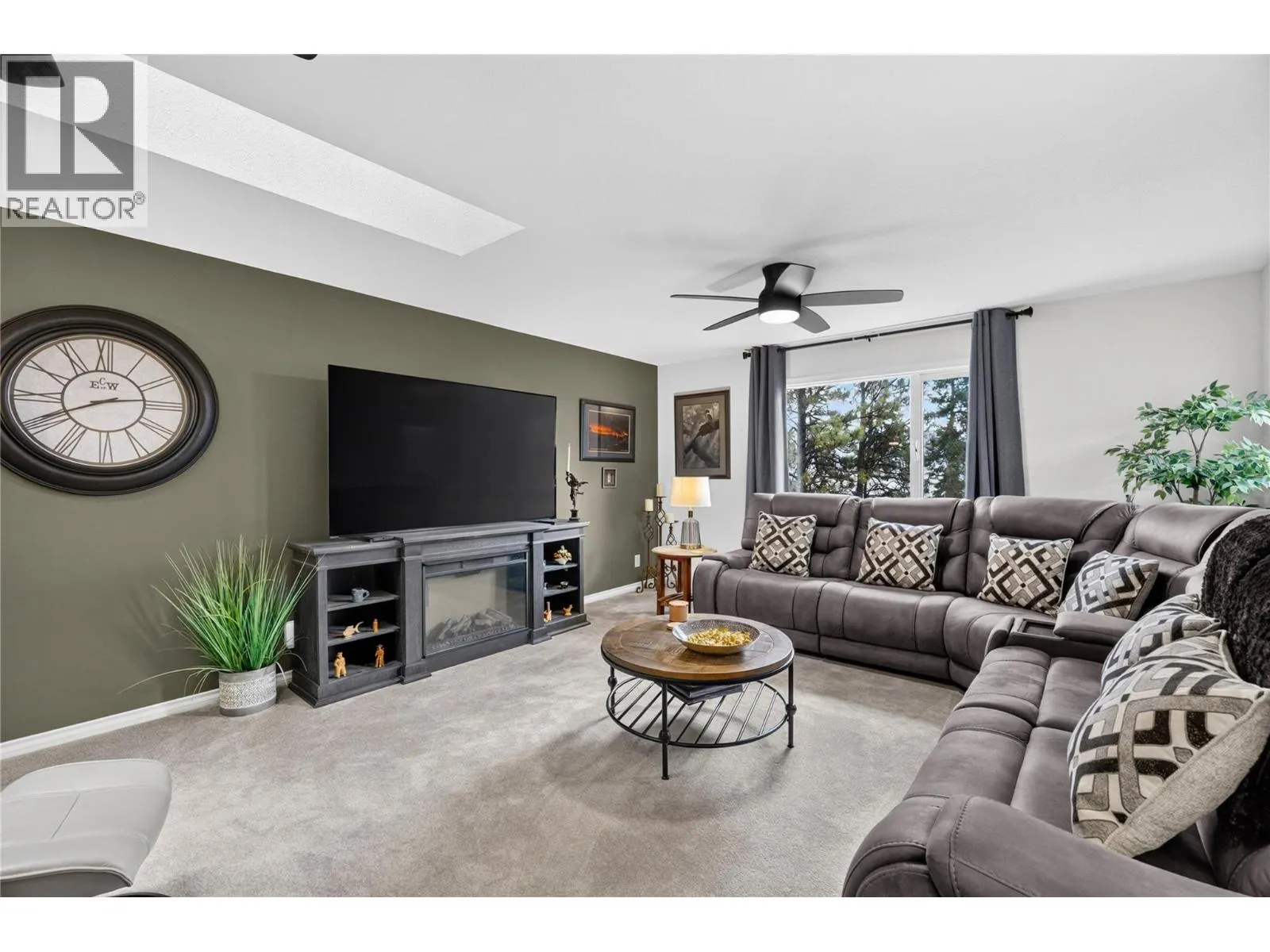 4630 Ponderosa Drive Unit# 215