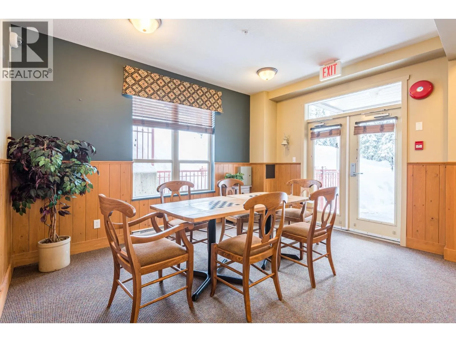 9812 Silver Star Road Unit# 305