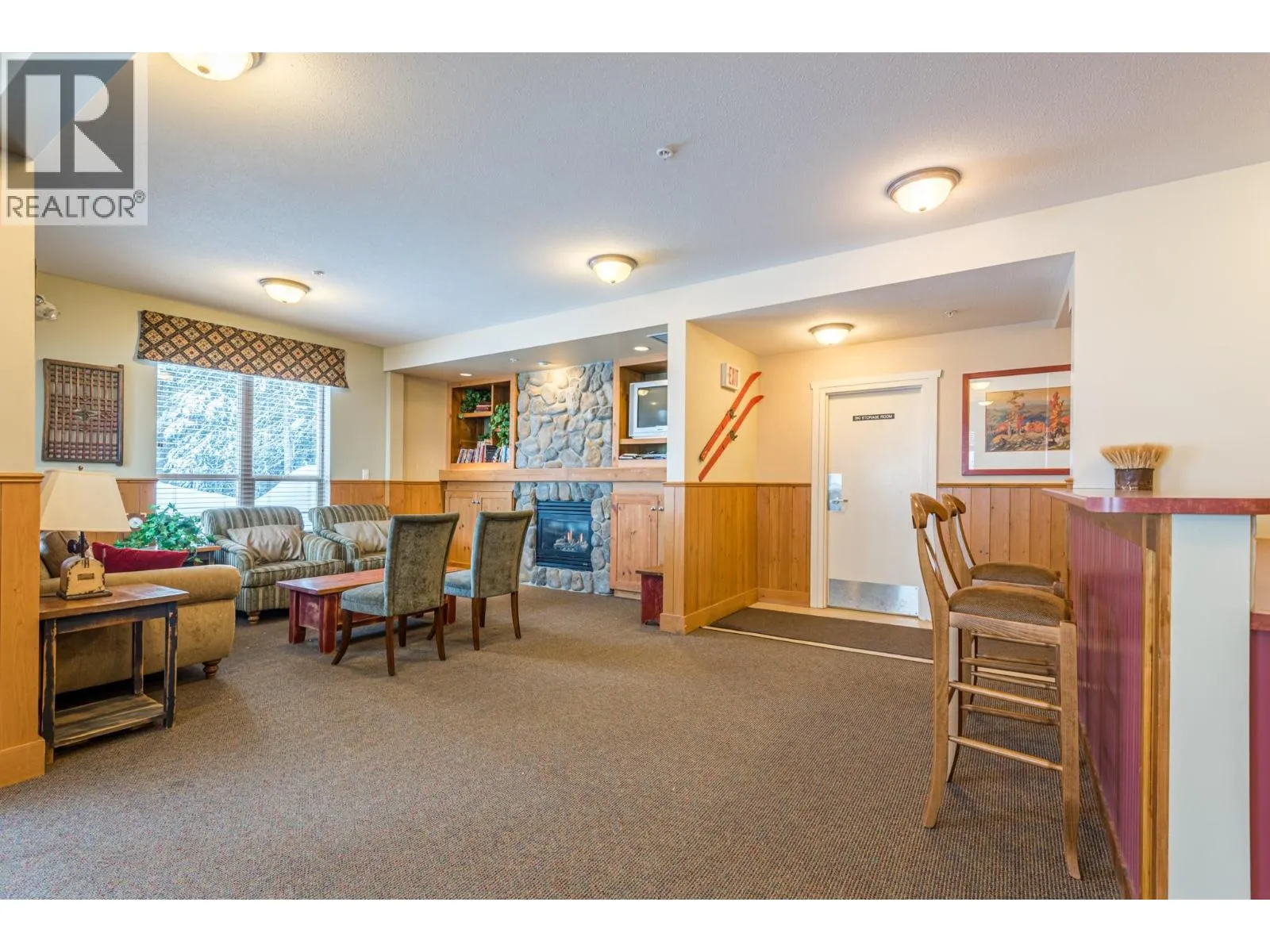 9812 Silver Star Road Unit# 305