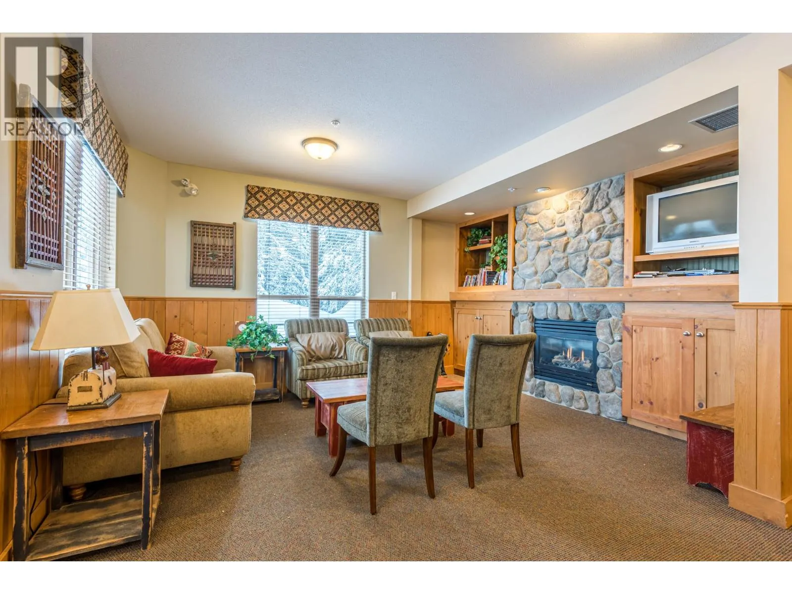 9812 Silver Star Road Unit# 305