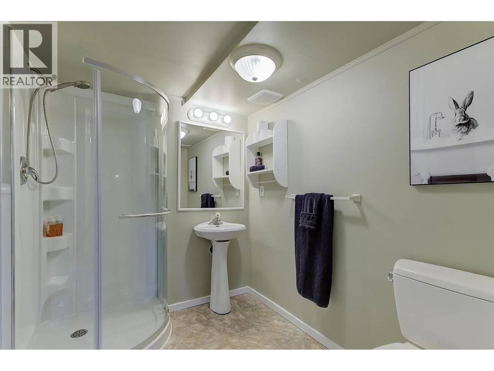 1296 Kelglen Crescent