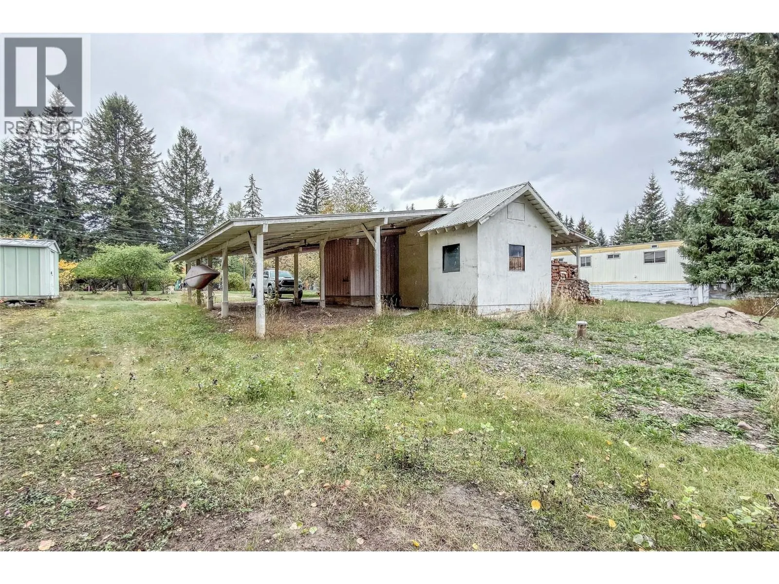 909 Ryter Road W