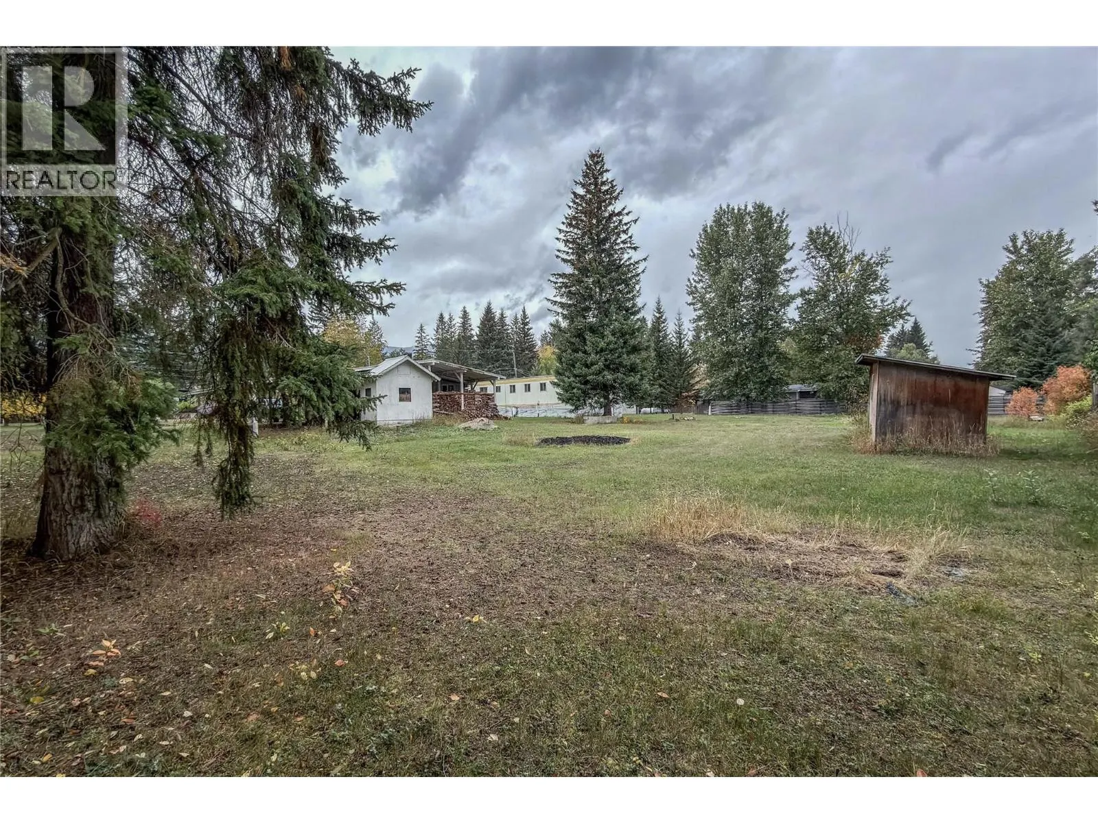 909 Ryter Road W