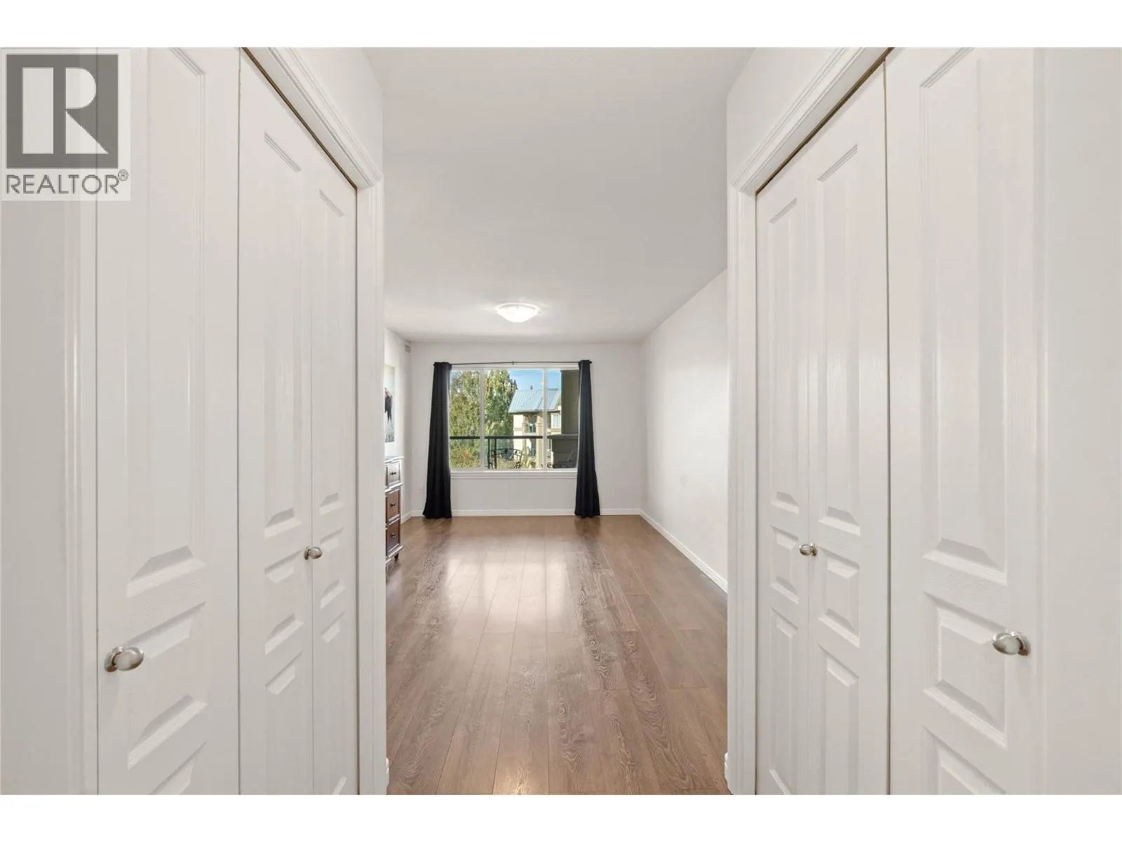 970 LORNE Street Unit# 405