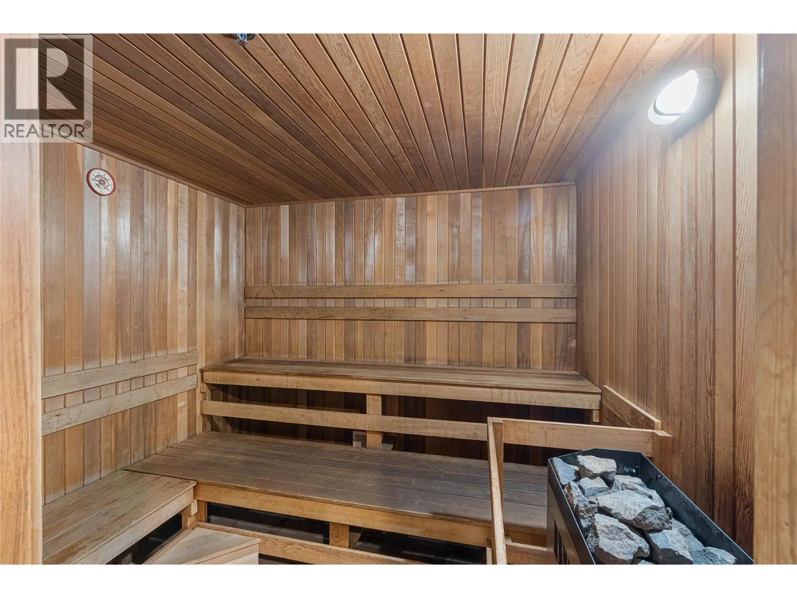 970 LORNE Street Unit# 405