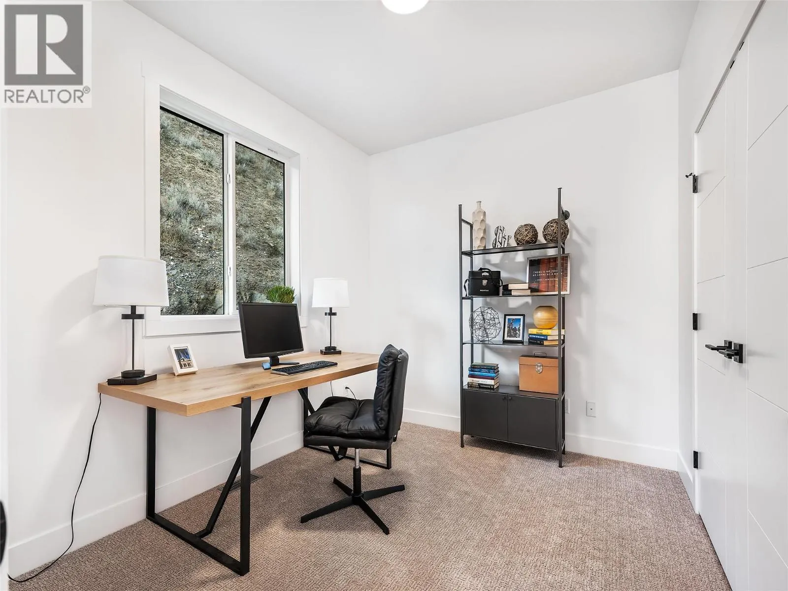 7735 Okanagan Hills Boulevard Unit# 67