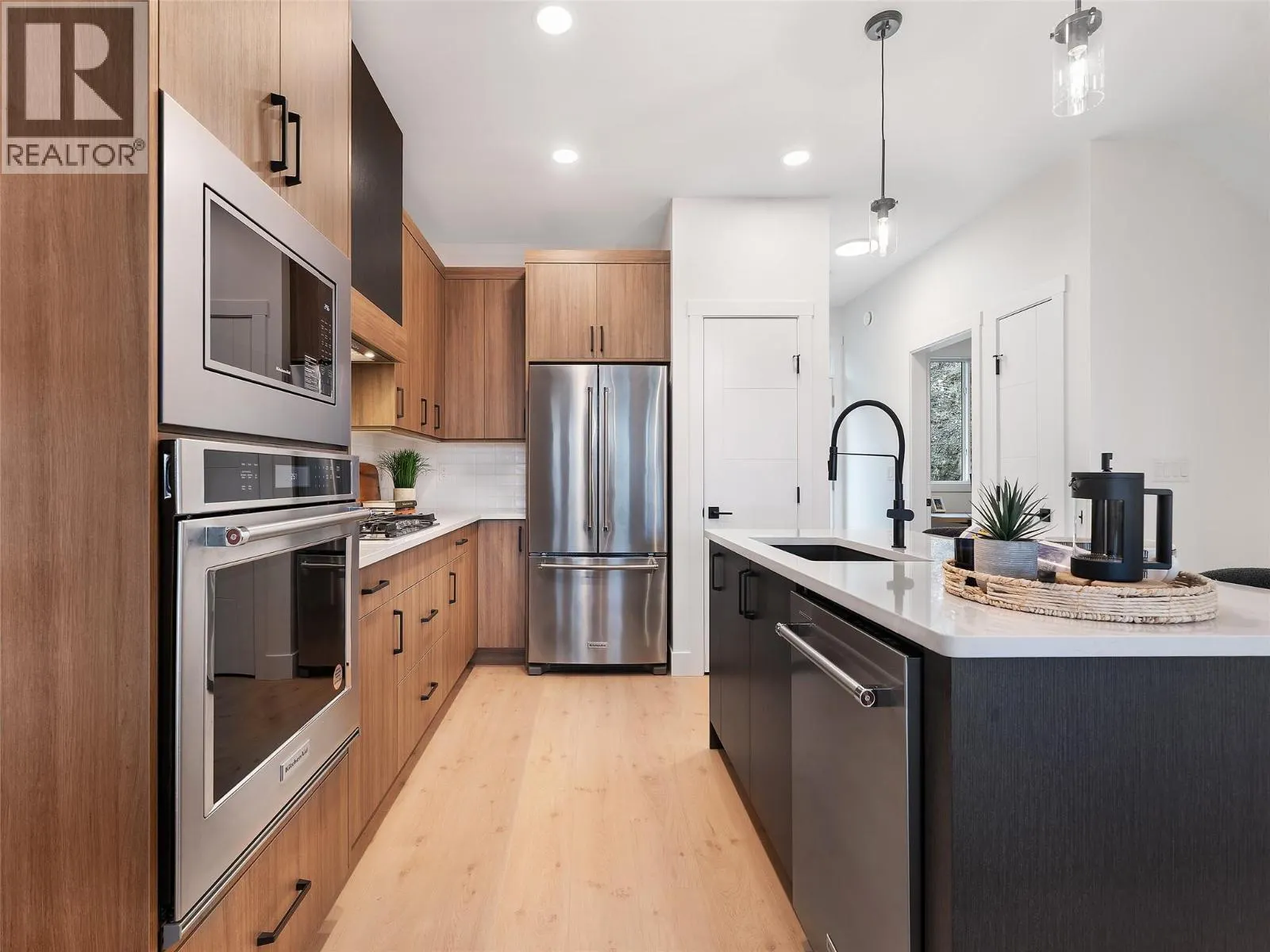 7735 Okanagan Hills Boulevard Unit# 67