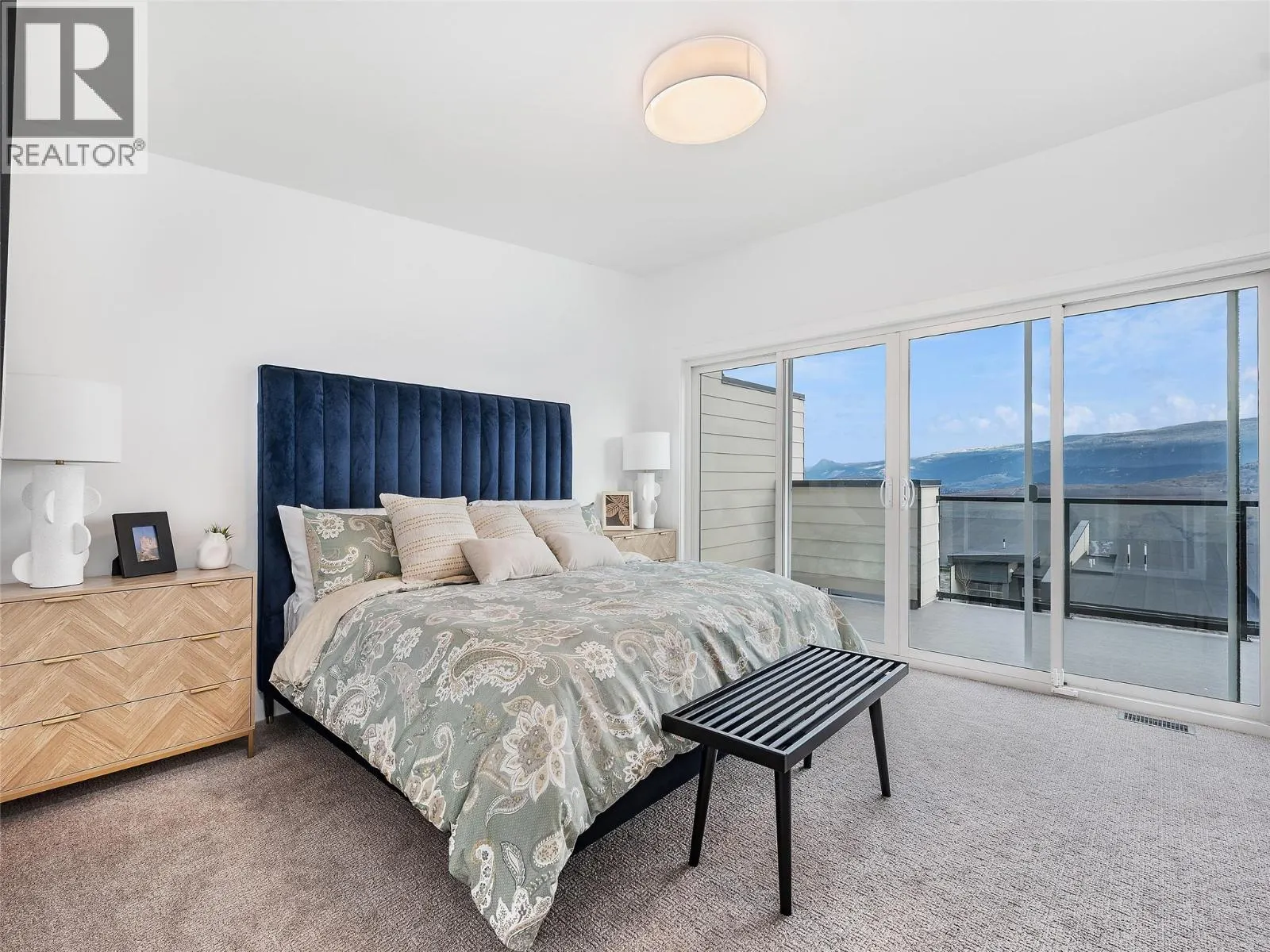 7735 Okanagan Hills Boulevard Unit# 67