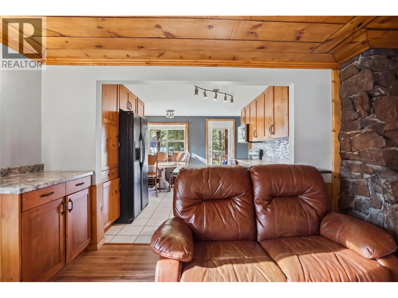 2321 Peterson Road