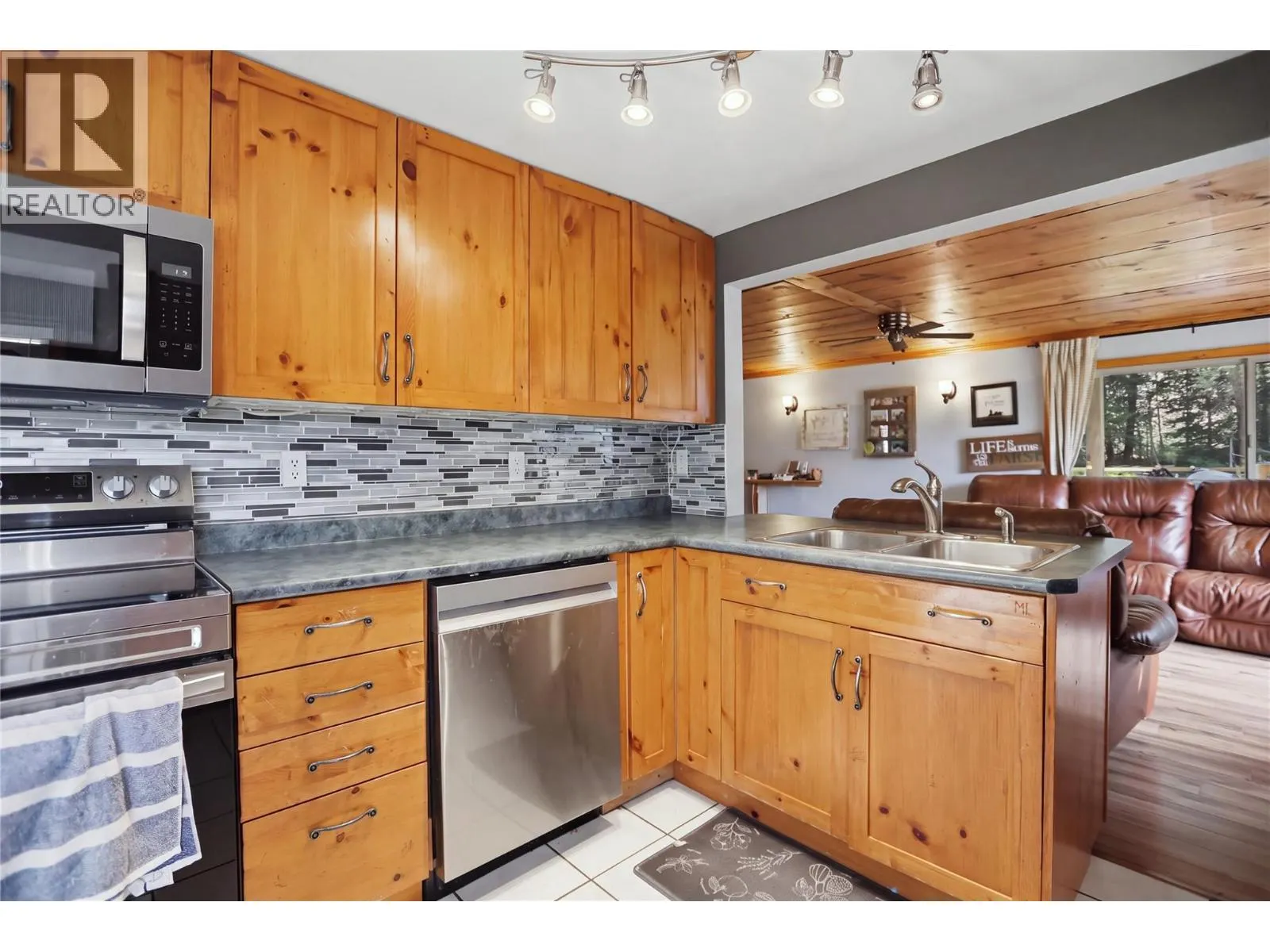 2321 Peterson Road