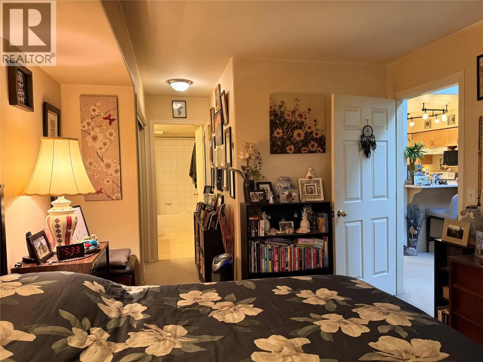 3115 De Montreuil Court Unit# 407