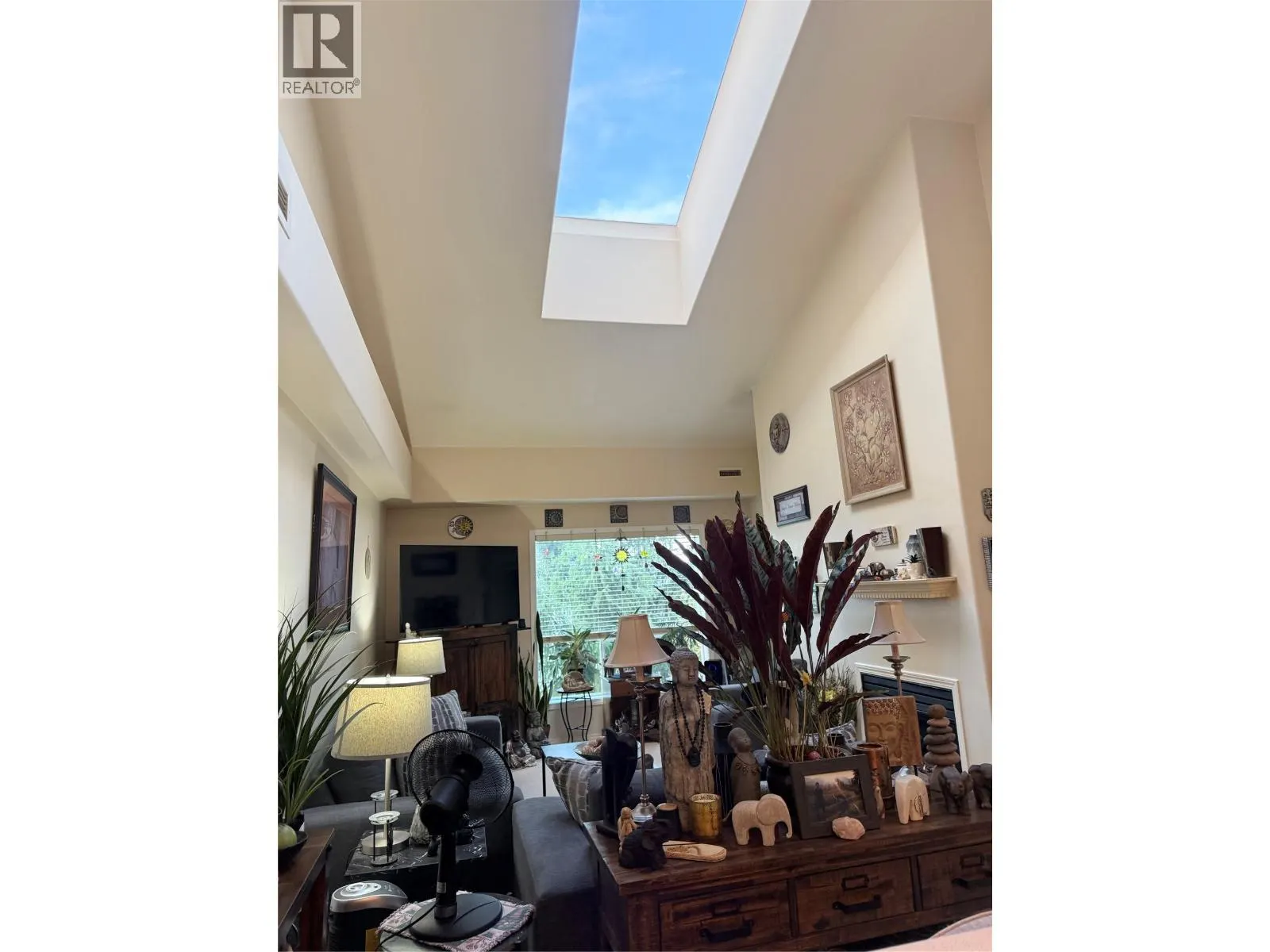 3115 De Montreuil Court Unit# 407
