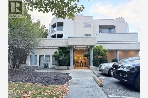 3115 De Montreuil Court Unit# 407