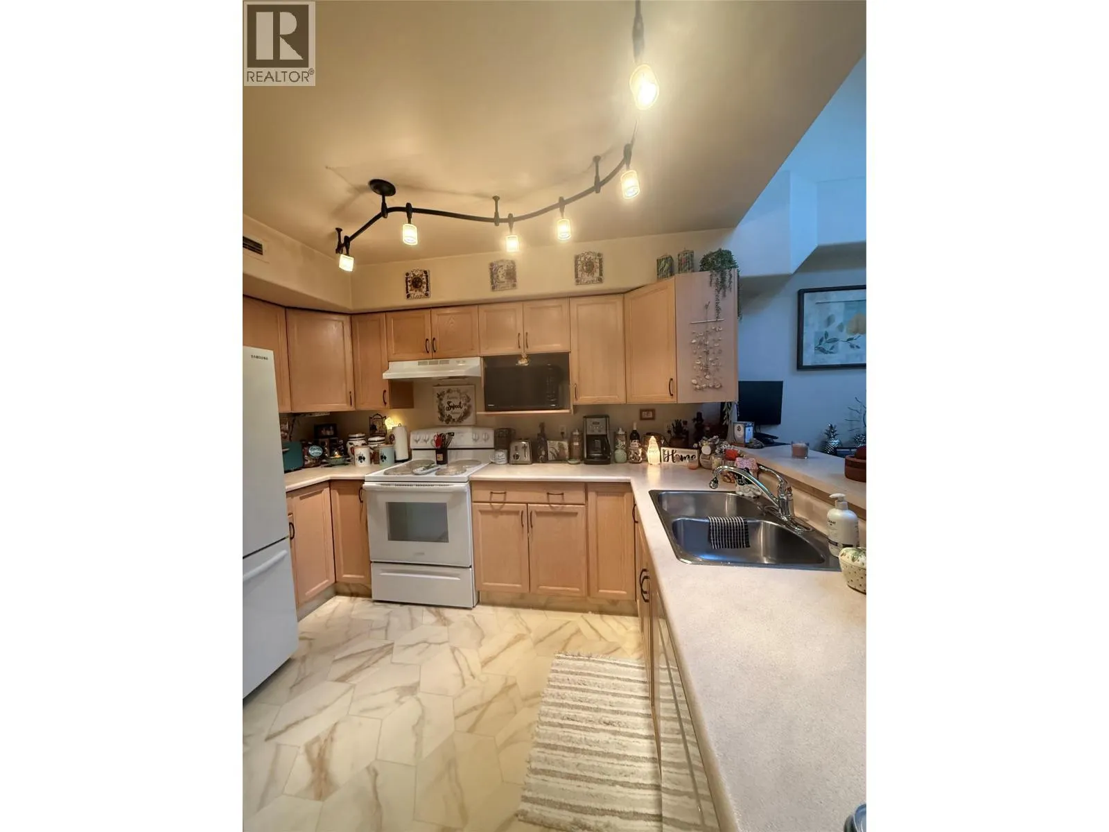 3115 De Montreuil Court Unit# 407