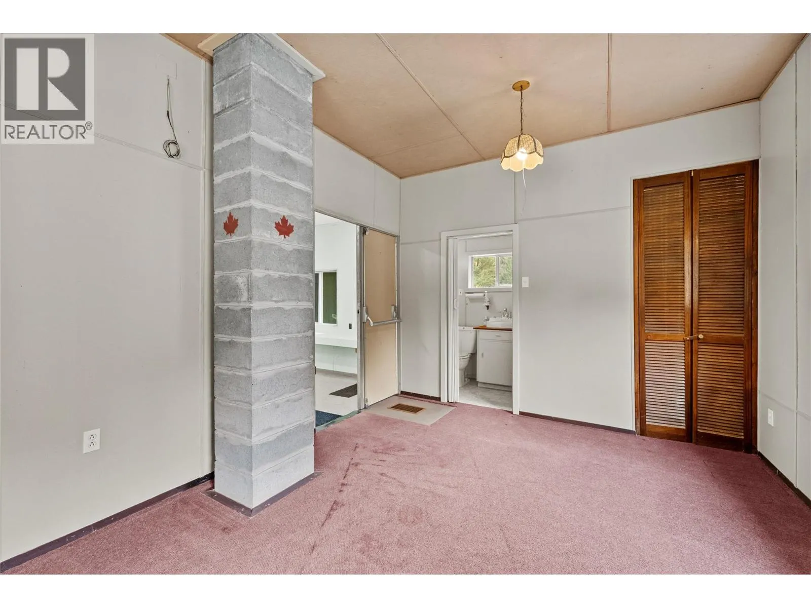 5144 Railway Drive
