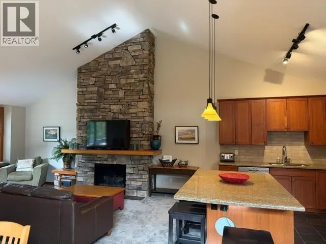 45 RIVERMOUNT Place Unit# 106A