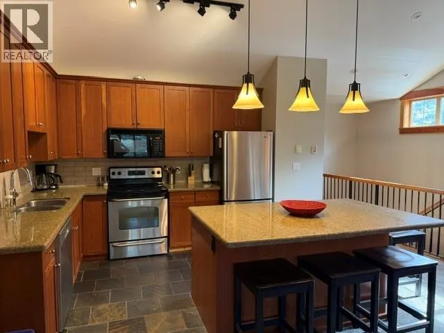 45 RIVERMOUNT Place Unit# 106A