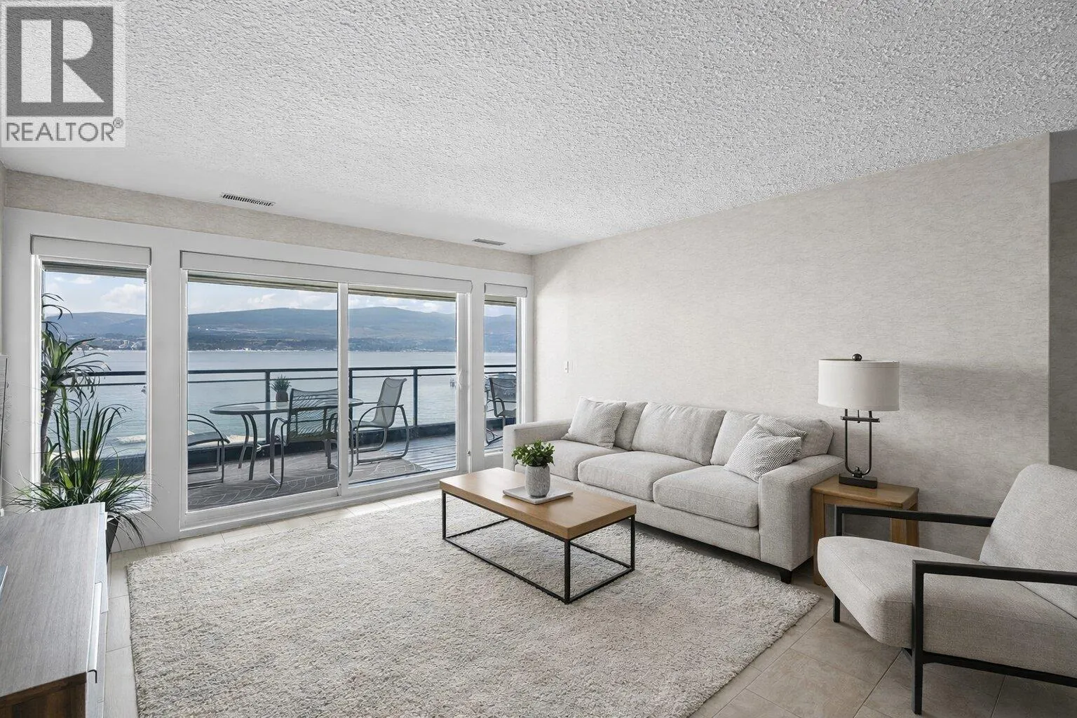 2777 Casa Loma Road Unit# 301