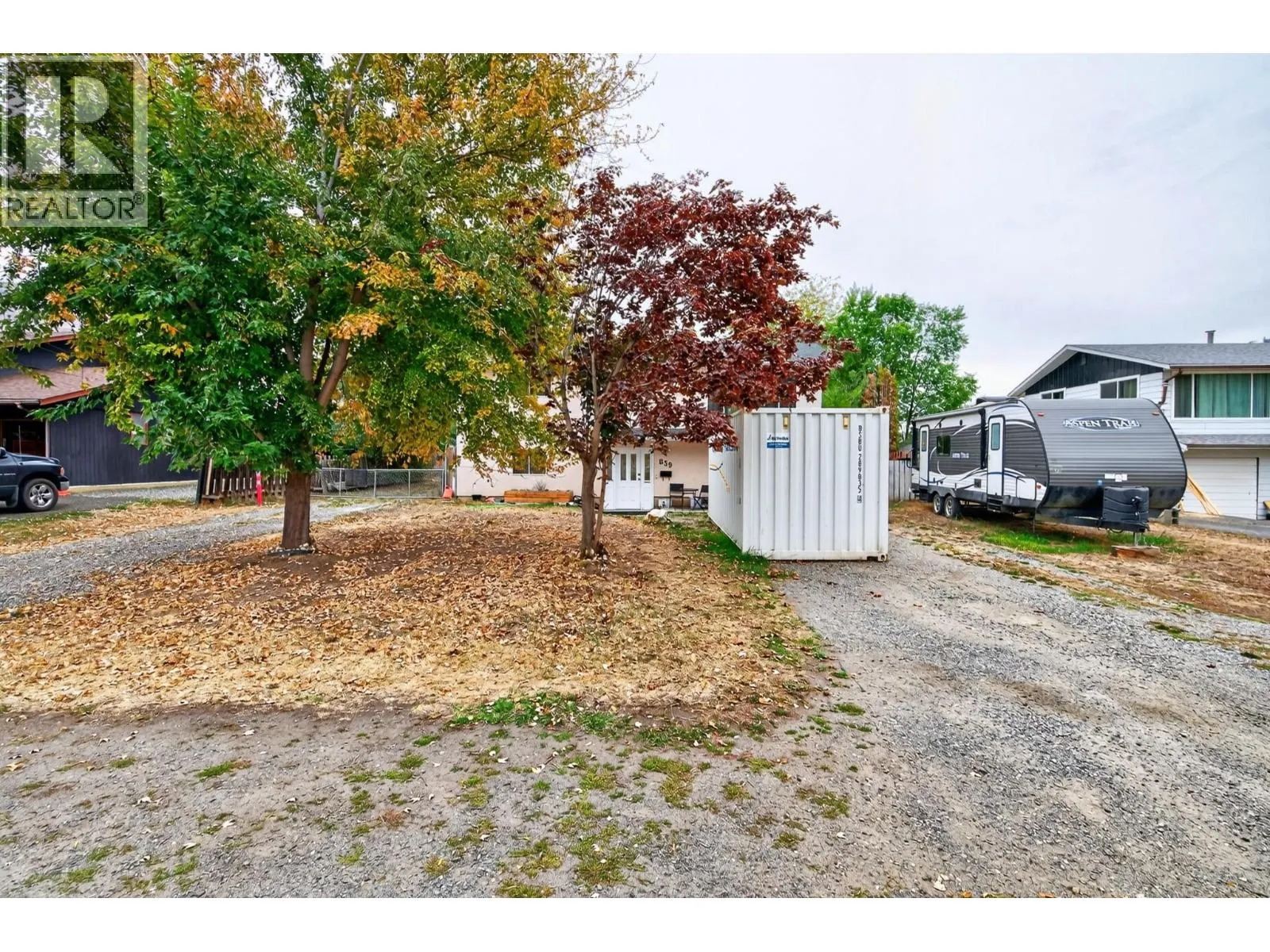 859 DEVER Drive