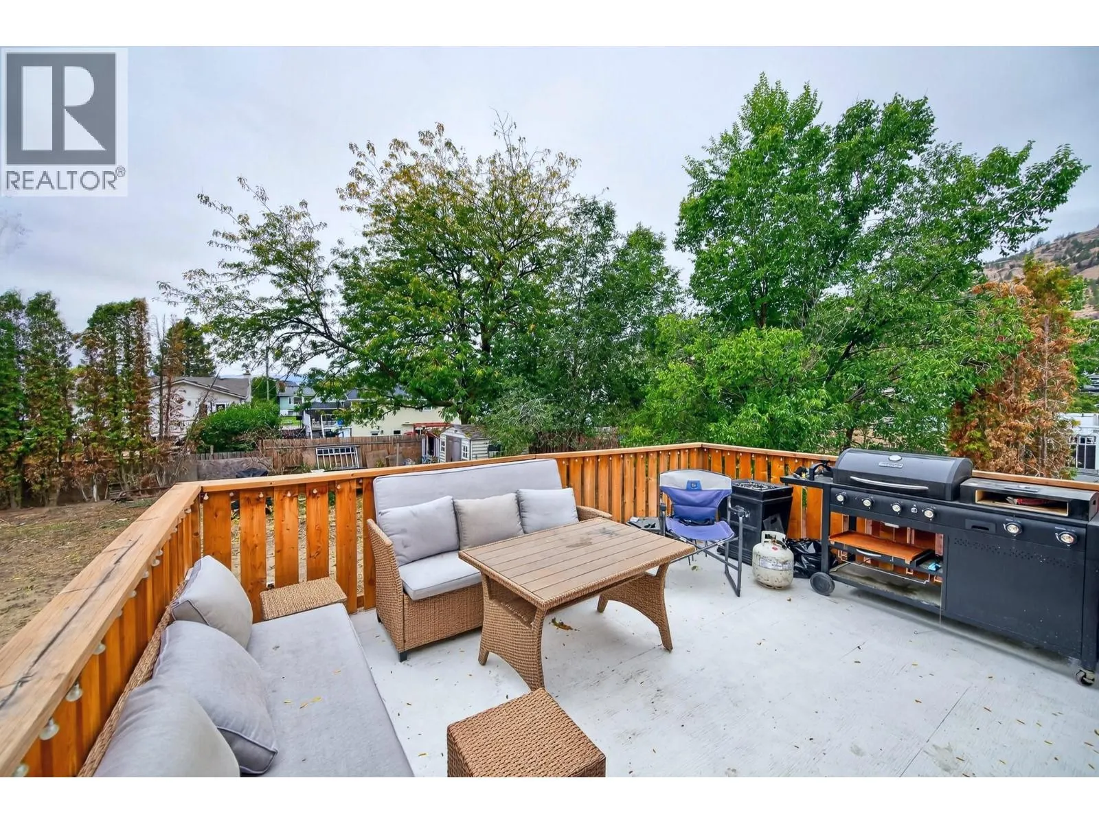 859 DEVER Drive
