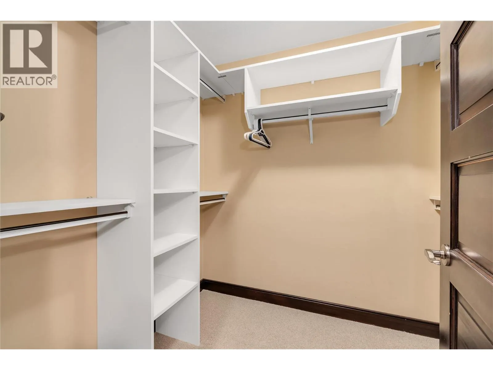 7700 Porcupine Road Unit# 209