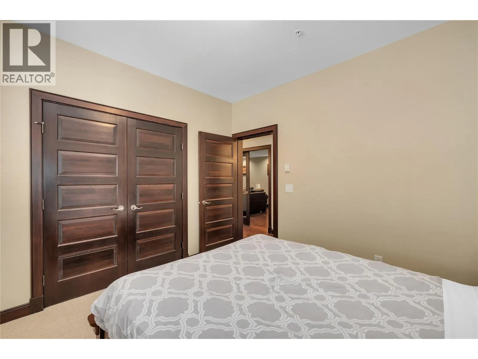 7700 Porcupine Road Unit# 209