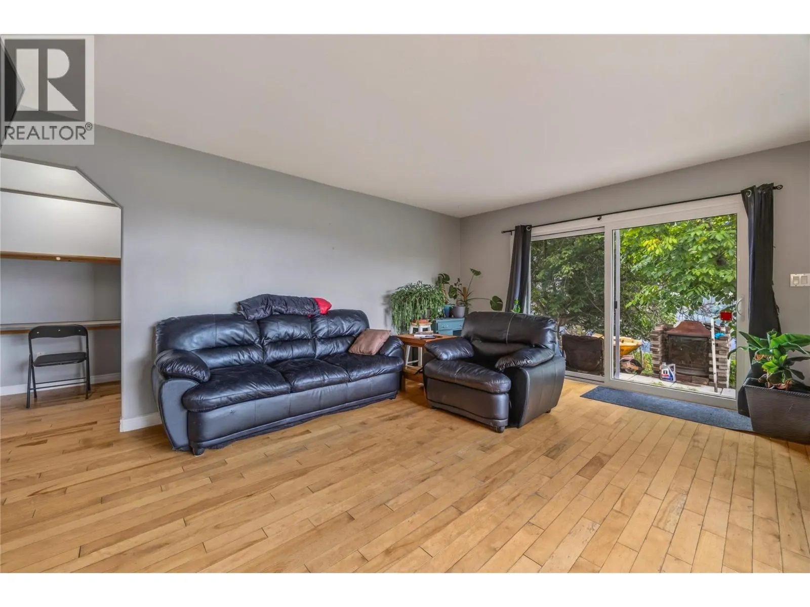 213 Tamarac Avenue