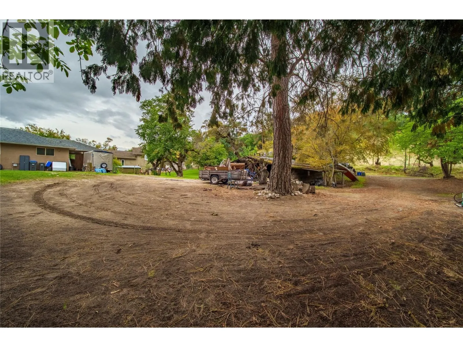 213 Tamarac Avenue