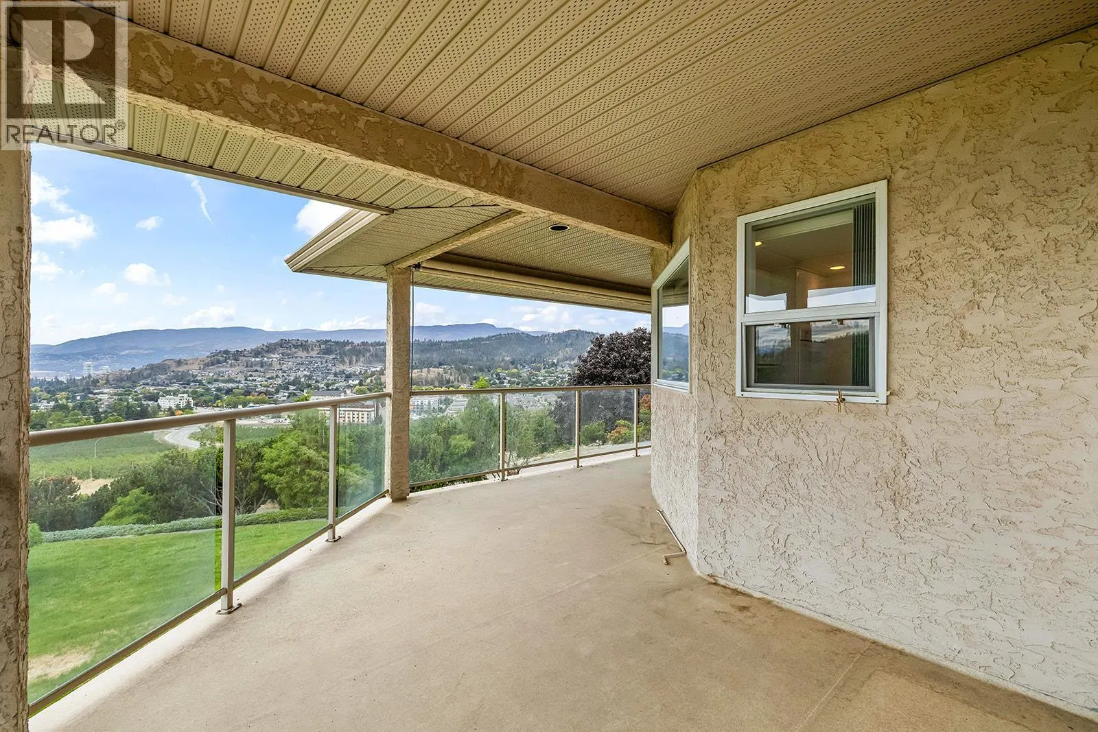 695 Valley Road