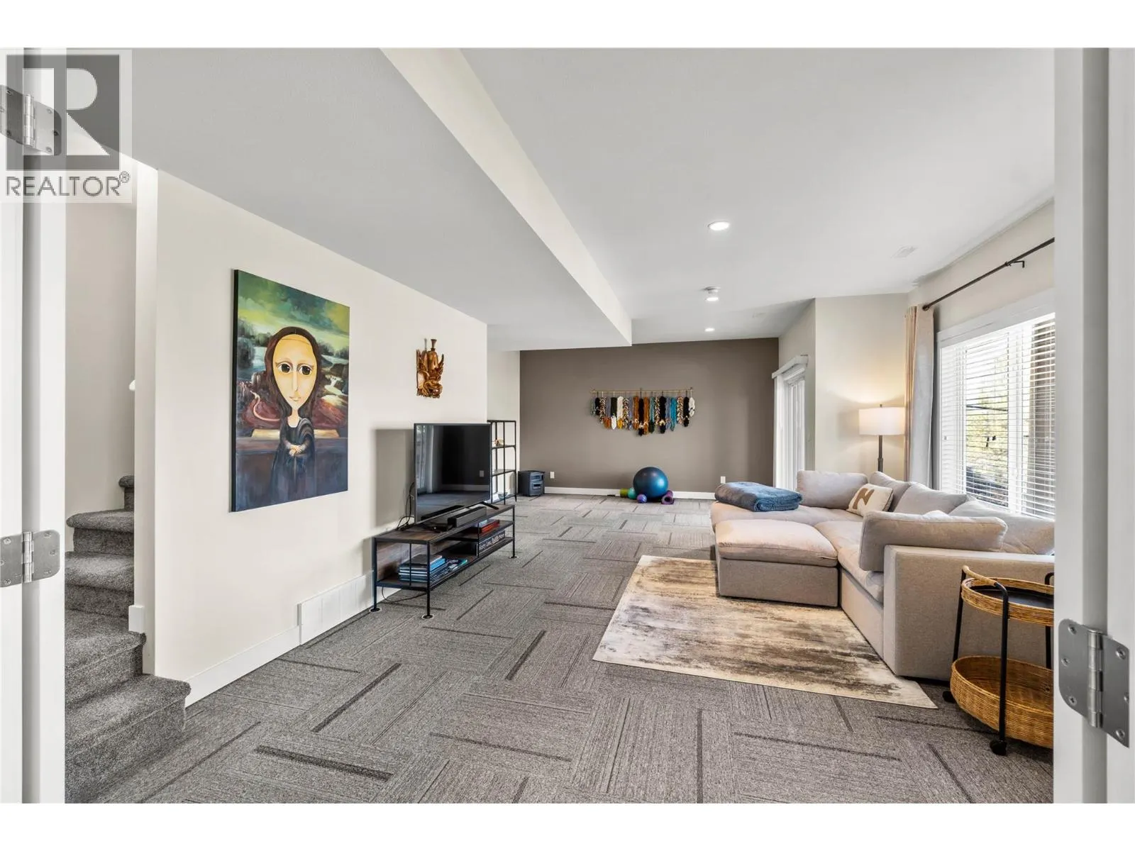 1939 COLDWATER Drive Unit# 112