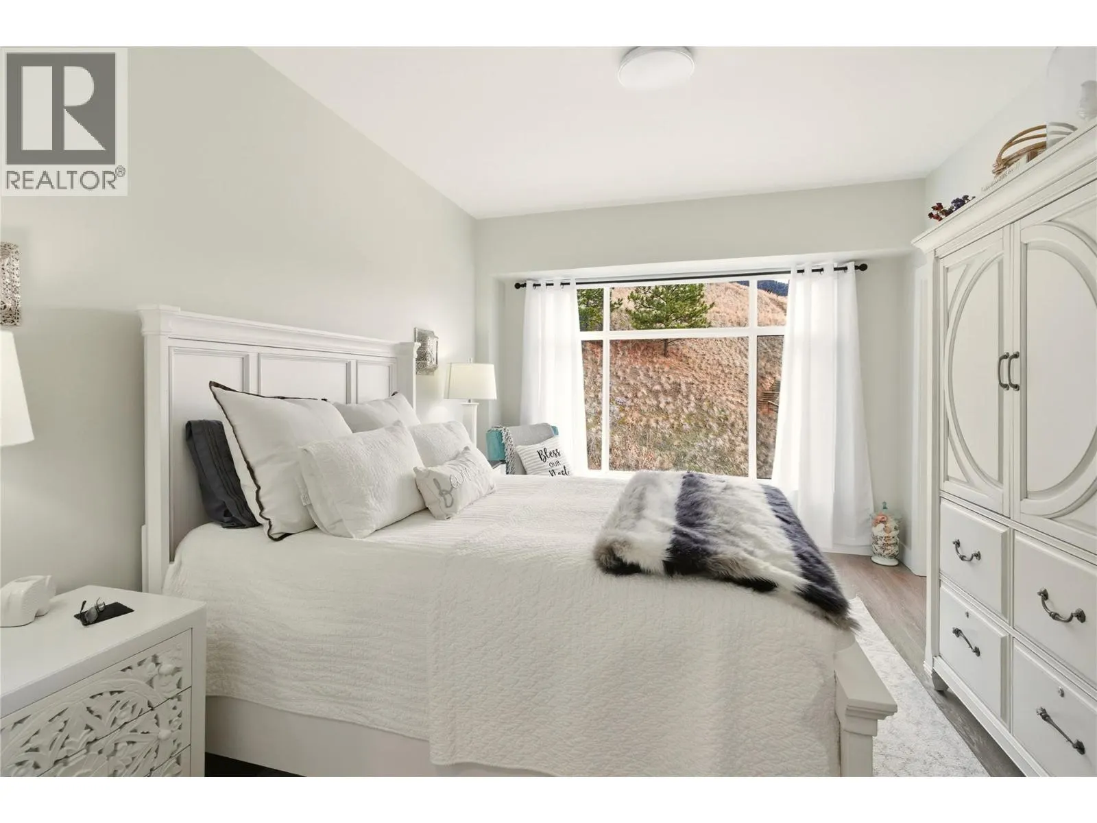 1176 Black Mountain Drive