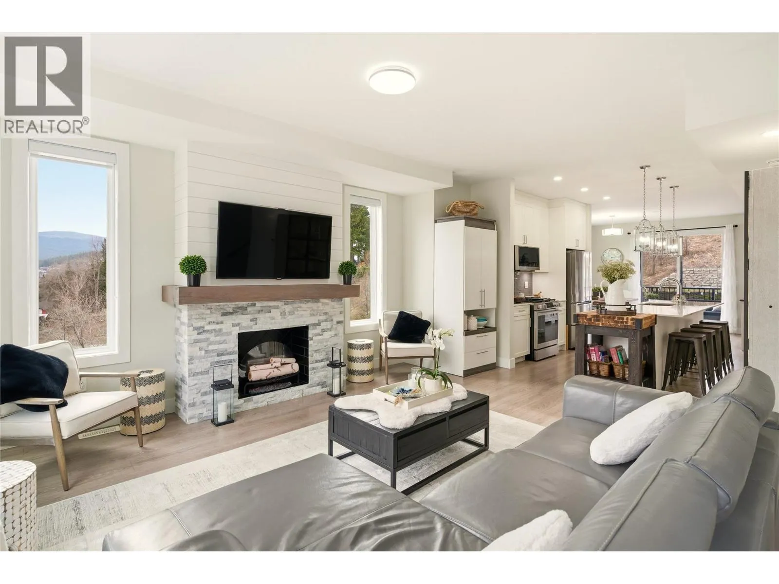 1176 Black Mountain Drive
