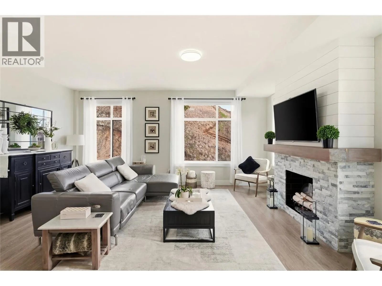 1176 Black Mountain Drive