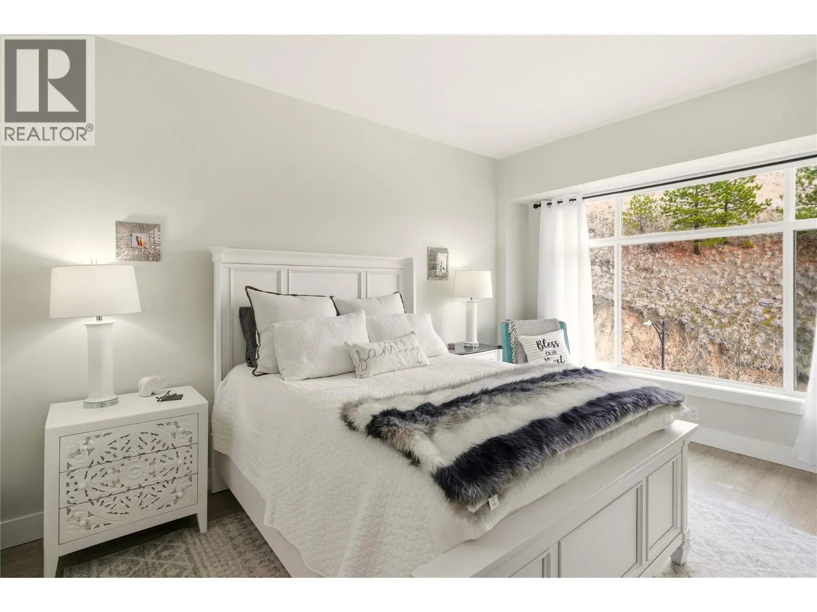 1176 Black Mountain Drive