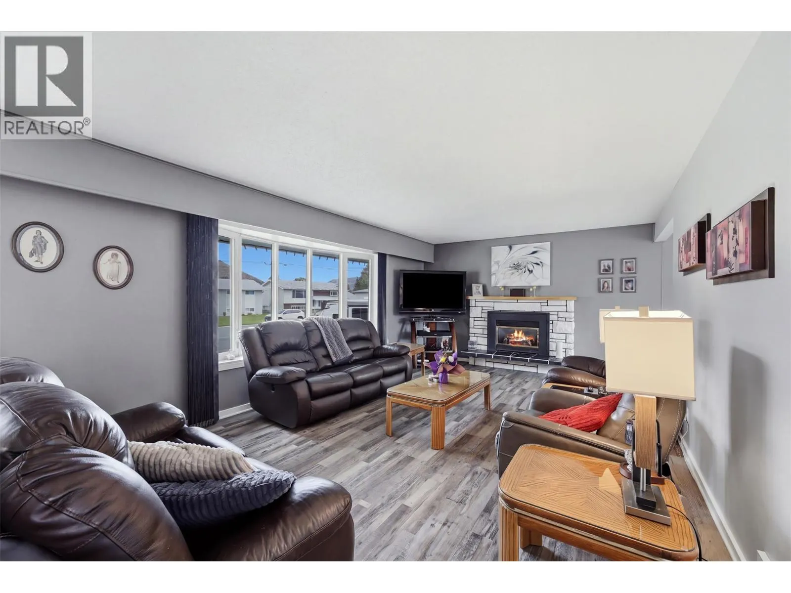 851 Sumac Place