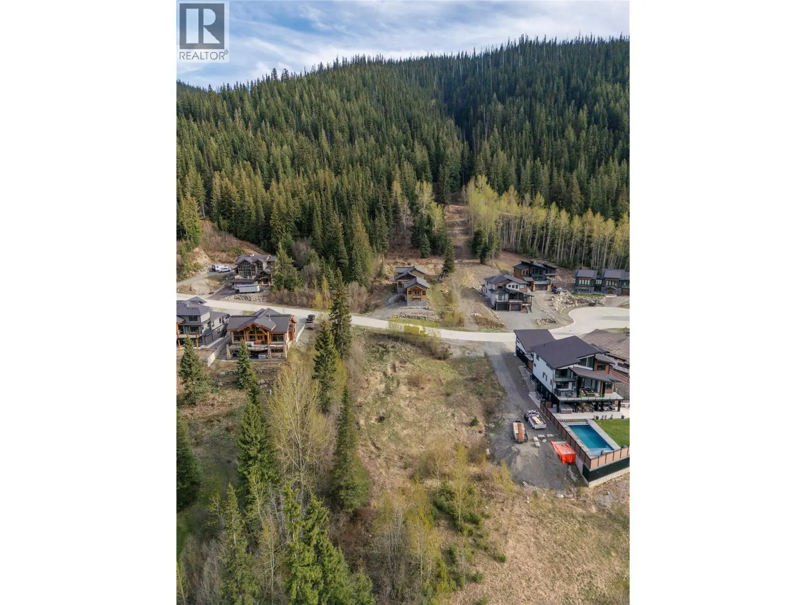 2568 MOUNTAIN VIEW Drive Lot# 12