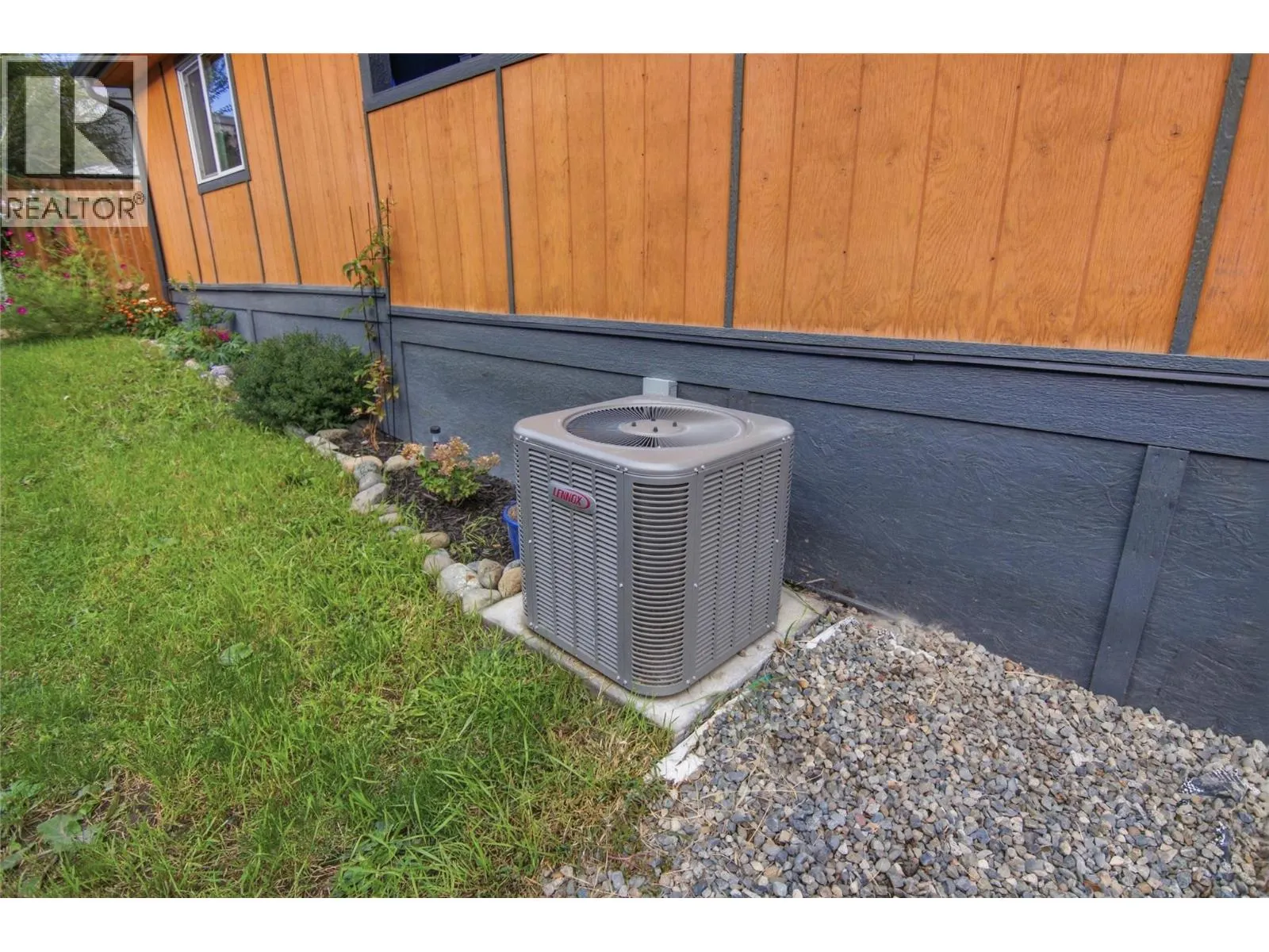 44 EDWARD Street Unit# 44E