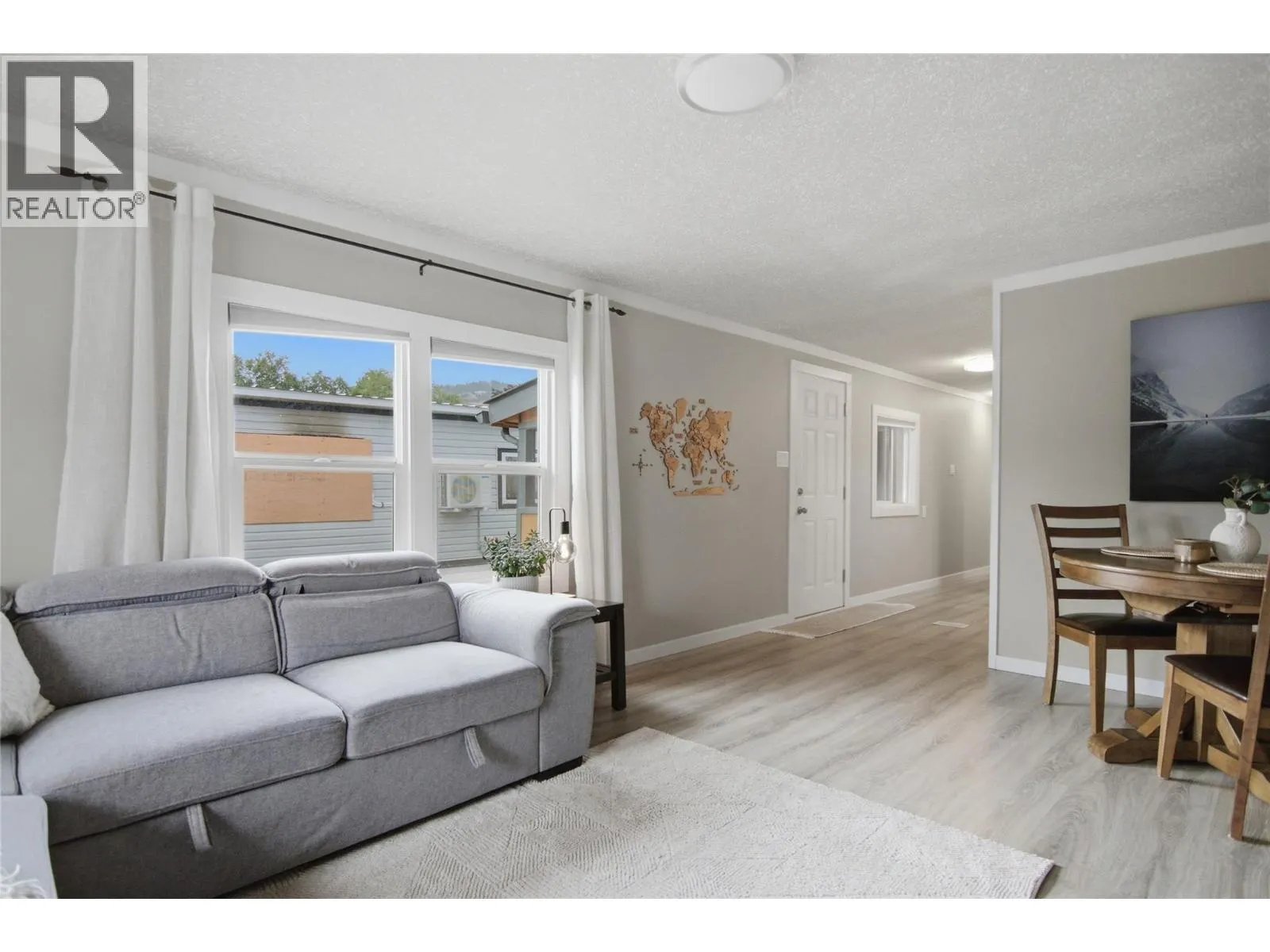 44 EDWARD Street Unit# 44E